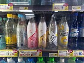 可樂、氣泡水用二氧化碳　納食品添加物列管