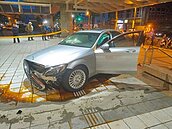 長者駕照回收　北市府挨轟消極