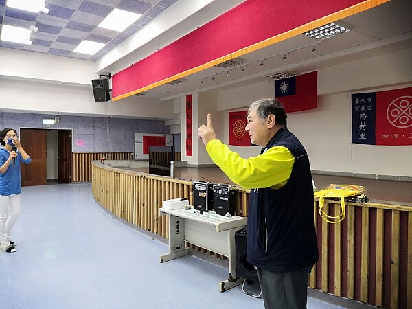 馬念慈宣導防疫事項。圖/吳佳燕攝