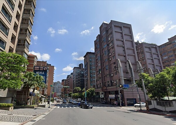 內湖工作想買「這兩地」通勤　網：想看別人載女友回家？