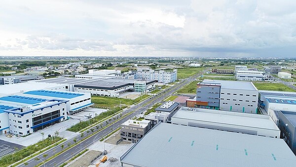 台商回流缺地,經濟部2018年公告首批214公頃閒置土地,要求2年內活化使用,否則罰鍰並強制拍賣。圖/台南市經發局提供