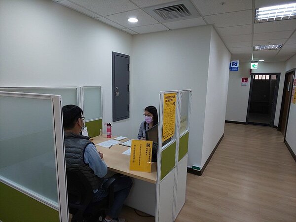 北市就服徵才祭10萬高薪職缺。圖/台北市政府提供