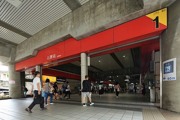 從「恆合江山」走路10分鐘可到捷運石牌站/恆合建設提供