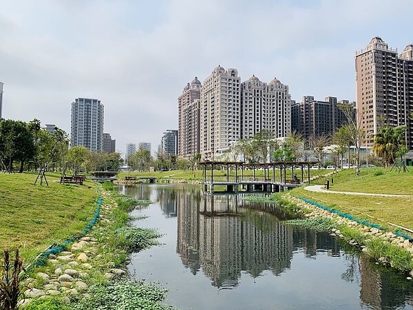 新竹縣東興圳整體景觀再造計畫第一期工程已完工開放。記者陳斯穎/攝影