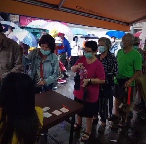 德行里施打疫苗活動