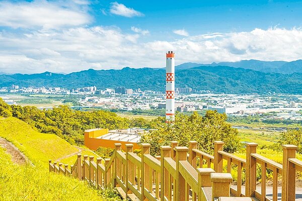 新北市樹林焚化廠規畫停爐整建,新北市環保局盼和北市、桃園等周邊縣市研議,盼在焚化廠歲修與整建期間,能夠跨縣市互收互燒。(新北市環保局提供/許哲瑗新北傳真)