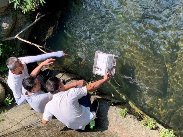 河川水質檢測。圖／新竹市環保局提供