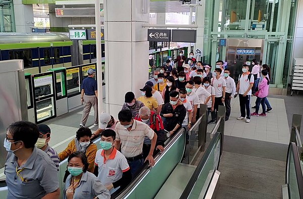 台中捷運綠線自11月16日起試營運,截至20日已累計運量突破30萬人次。圖/台中捷運公司提供