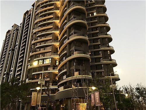 冠德蝴水映擁有270度無敵全景山水景觀。圖/摘自實價登錄比價王