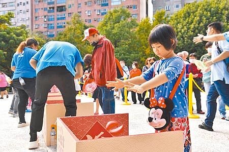 中和土地公祭擲筊搶電視 好房網news