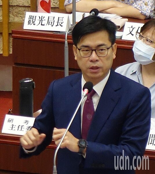 高雄市長陳其邁要團隊提早針對台南以南、未來科技廊道上多個行政區的都市計畫通盤檢討。記者楊濡嘉/攝影