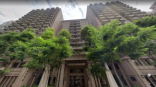 桃園「中悅春天」社區外觀。圖/翻攝google maps