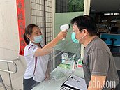 雙鐵客運　進大廳就要戴口罩