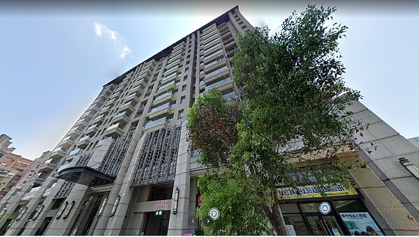 桃園建案「力璞當代」外觀。圖/翻攝google maps