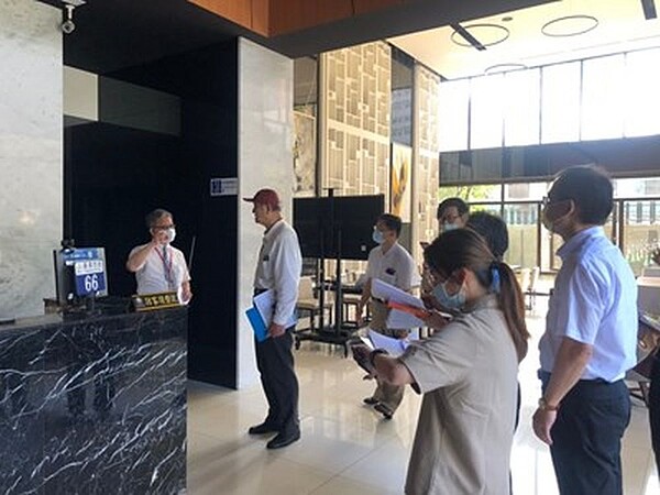 專家評選委員至協和大心實地訪查。圖/台中市政府經濟發展局提供