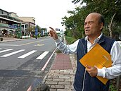 八里地價稅3年漲6.3倍　地主不滿要到新北市府抗議