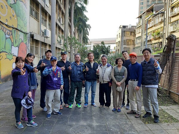 雅祥里團隊積極服務民眾共創美好家園。圖／截自「臺北市信義區雅祥里辦公室」臉書粉專