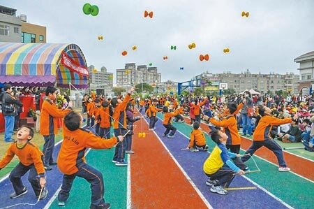 新豐鄉松林國小學生爆滿，竹縣府計畫以都計通盤檢討取得學校預定地，新設學校以解總量管制問題。中時報系資料照