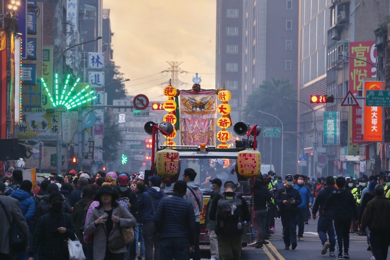 「艋舺青山王遶境」帶來的噪音讓附近居民不堪其擾。圖／聯合資料照