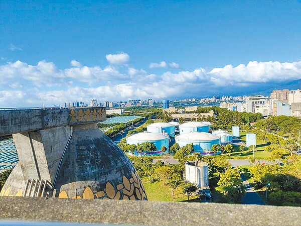 新北市水利局憂心若擴大保護區,恐影響八里汙水廠管線鋪設、槽體修繕等工程。(新北市水利局提供/許哲瑗新北傳真)