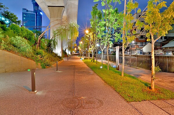 綠川民權路至復興路段完工。圖/台中市政府提供