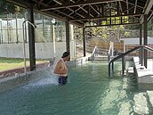 六龜七家溫泉旅宿合法了　與國產署簽50年地上權