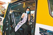 賠錢也要做　宜蘭匏崙村黃1線通車