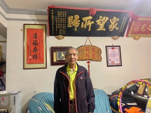 胡剛毅過去曾在台北市政府服務，如今成為福佳里里長。圖／周希雯攝
