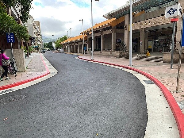 北投區中央北路3段53巷及1巷更新完成。圖/台北市政府提供