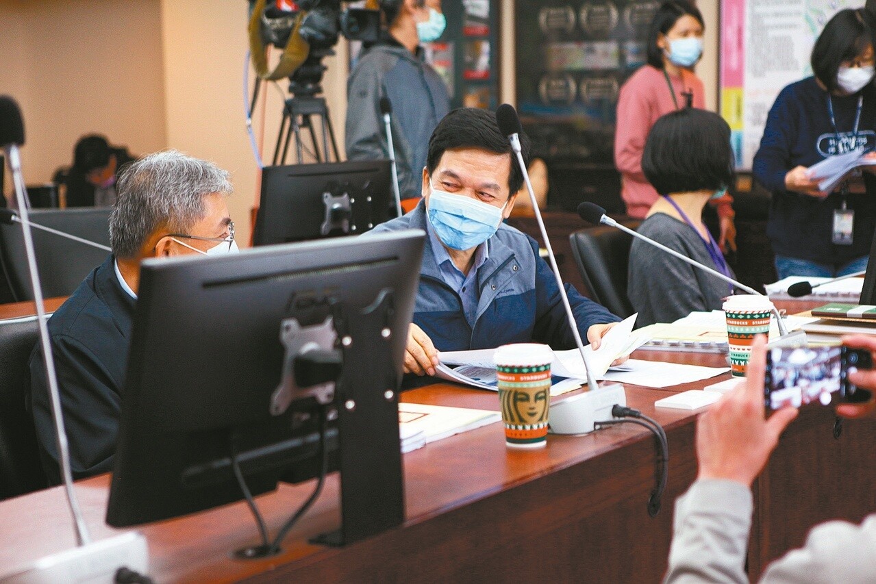 台北市明倫社宅高租金爭議不斷,北市議會工務委員會昨審查住宅基金預算。圖/聯合報資料照