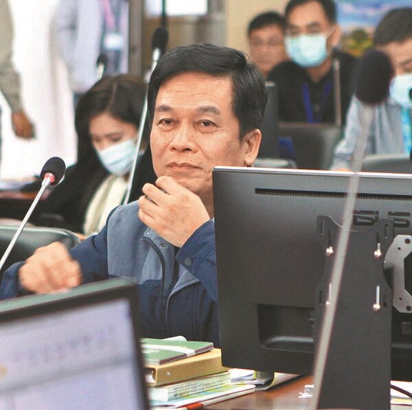 北市都發局長黃景茂對於社會住宅租金爭議表示，將向市長柯文哲討論降租。圖／張立勳攝