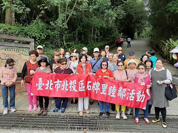 里辦公處舉辦多種活動，讓里民一起參與。圖／台北市鄰里服務網石牌里活動花絮提供