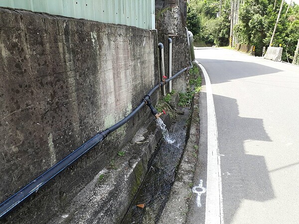 民生用水的取得與供給一直以來是住在山區的民眾重要的課題。圖／新北市政府提供