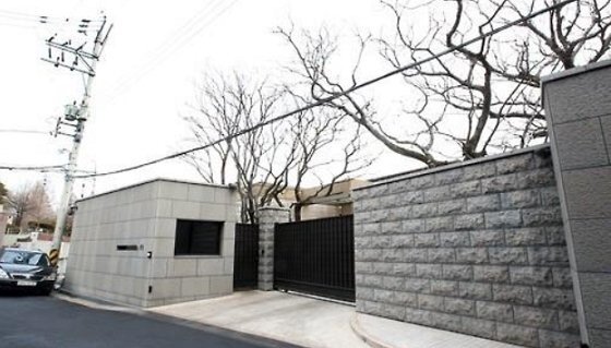 圖為南韓最貴的豪宅，位於首爾漢南洞，主人是三星集團李在鎔的姑姑李明熙。擷自韓聯社