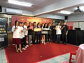 興得里感恩共餐活動　邀請「聲林之王」表演！