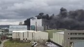 轟天巨響！桃園機場周邊工廠爆炸　濃煙直竄天際