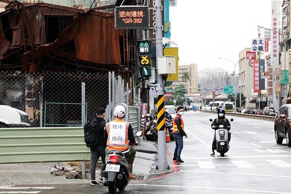 中西區中山路與西華南街口的智慧安全路口啟用。圖／台南市交通局提供