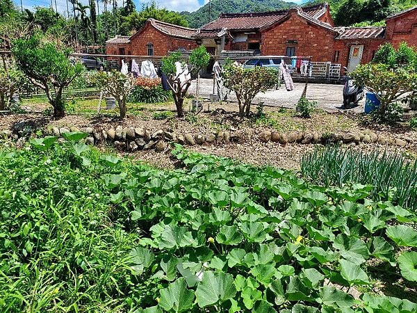 四合院呈現山居特有的自然與平靜。圖／夏曉山攝