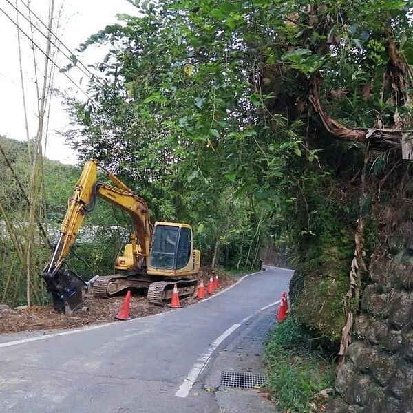 截彎取直,解決數十年的彎道安全。圖/記者夏曉山攝影