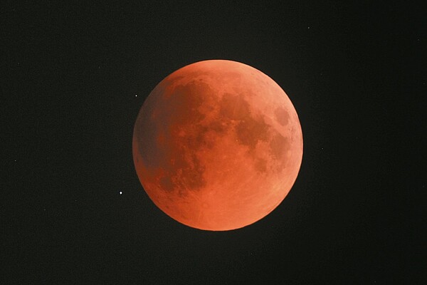 月全食示意圖。圖/中央氣象局提供