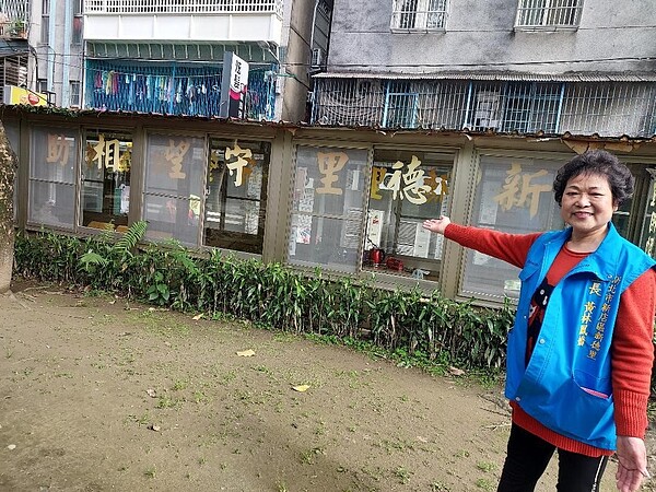 新德里的守望相助巡守亭,很大。圖/記者姜靜枝攝影