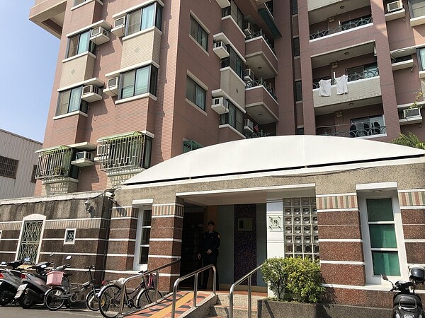 台南地院公告,房屋坐落在台南市東區崇明街巷內的住宅大樓8樓其中的1戶,計有22坪,經不動產估價師評估,訂出底價750萬元。圖/聯合報系資料照