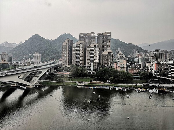 碧潭風景悠美，是著名的旅遊勝地。 圖／記者吳佳燕攝影