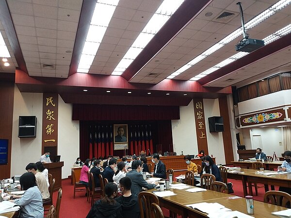 立院財政委員會進行《土地稅法》條文修正案初審，過程順利，不需要黨團協商將直接送二讀及三讀。圖／好房網News記者林和謙攝