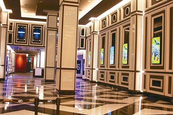 全台各影城過去這一年來受到新冠肺炎疫情衝擊,收入大受影響。本報資料照片