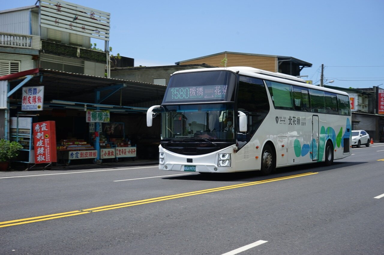 花蓮縣政府決定端午連假起停辦返鄉客運,但返鄉火車專列仍續辦。圖/聯合資料照