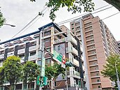 電纜高掛　北大特區居民怒：違反地下化承諾