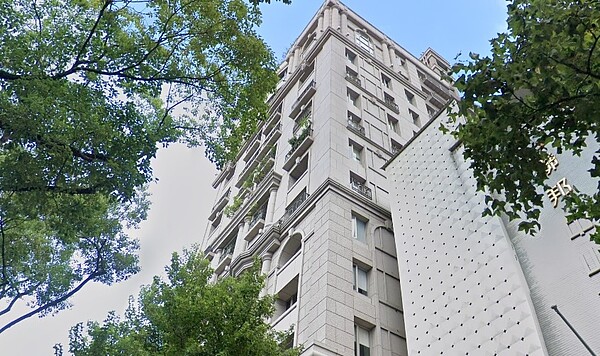 妙天豪宅「香榭富裔」傳賠售1094萬殺出。圖/翻攝Google Maps