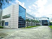 水停、電停、跌停？本來董事會決議買地擴廠！疫情爆喊卡