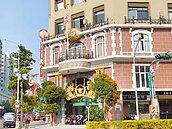 高雄飯店自主性停業　員工放有薪假